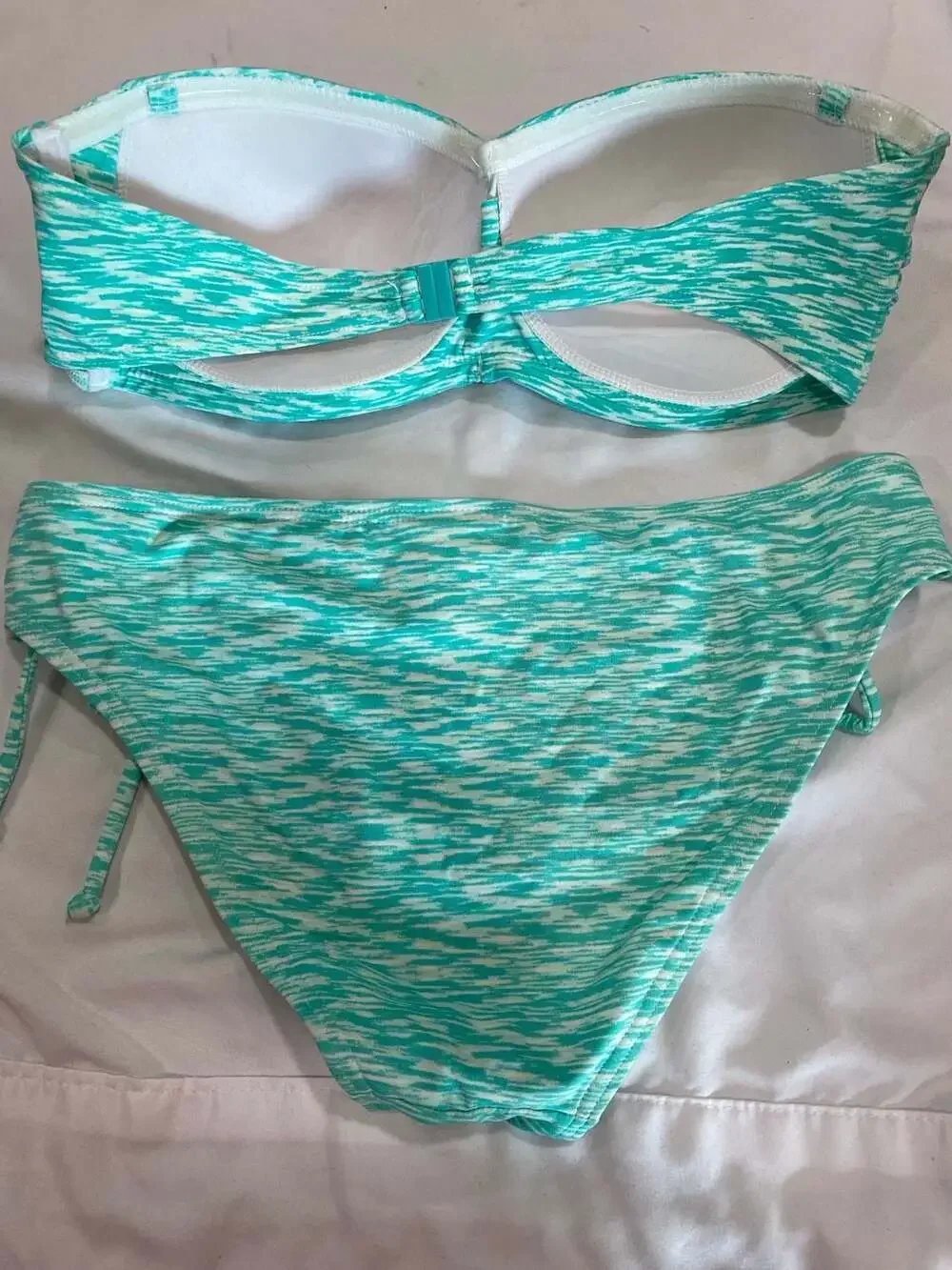 Venice Beach green white